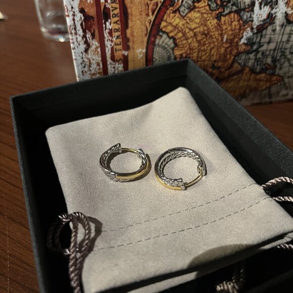 D̲a̲v̲i̲d̲ ̲Y̲u̲r̲m̲a̲n̲ Earrings - Picture 5 of 5